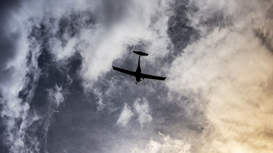 plane flying