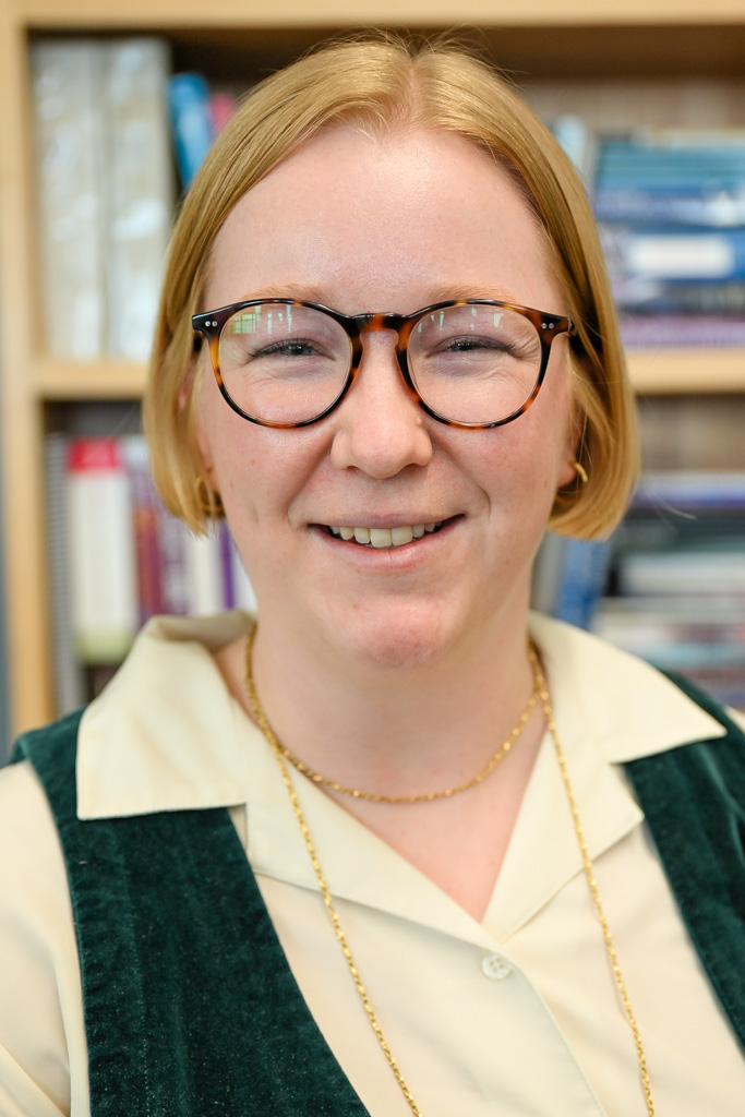 Photo of Alli Smith