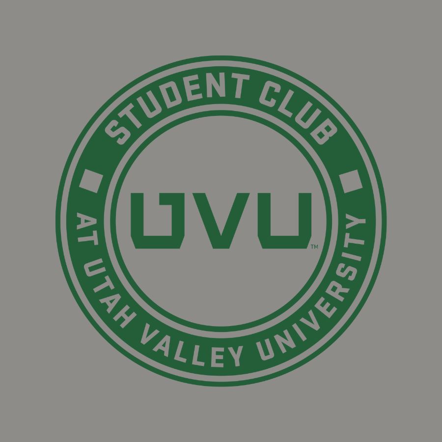 Green clubs medallion monogram