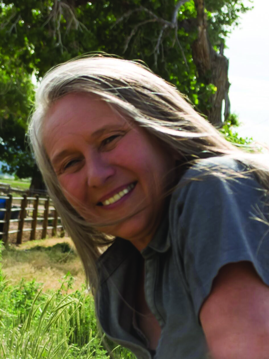 Headshot of Cassie Easley