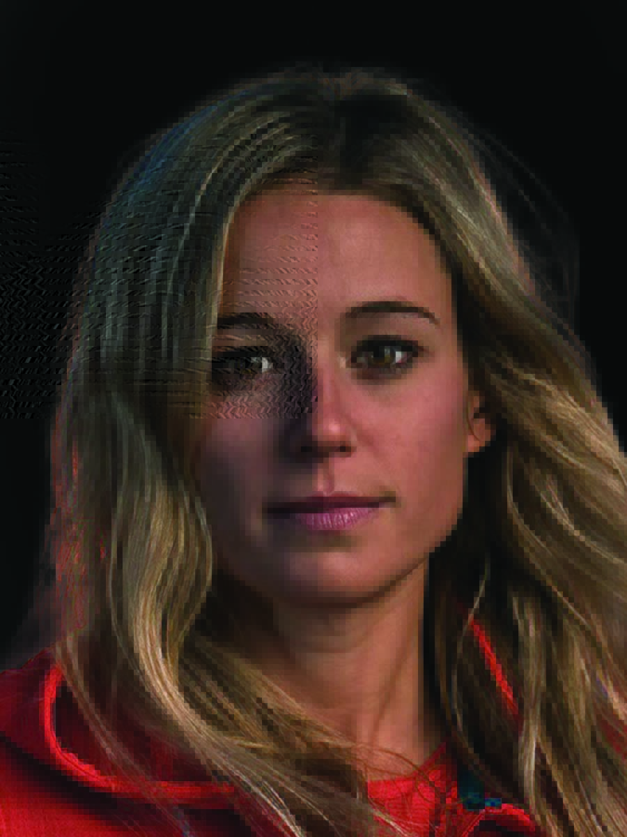 Headshot of Caroline Geilch