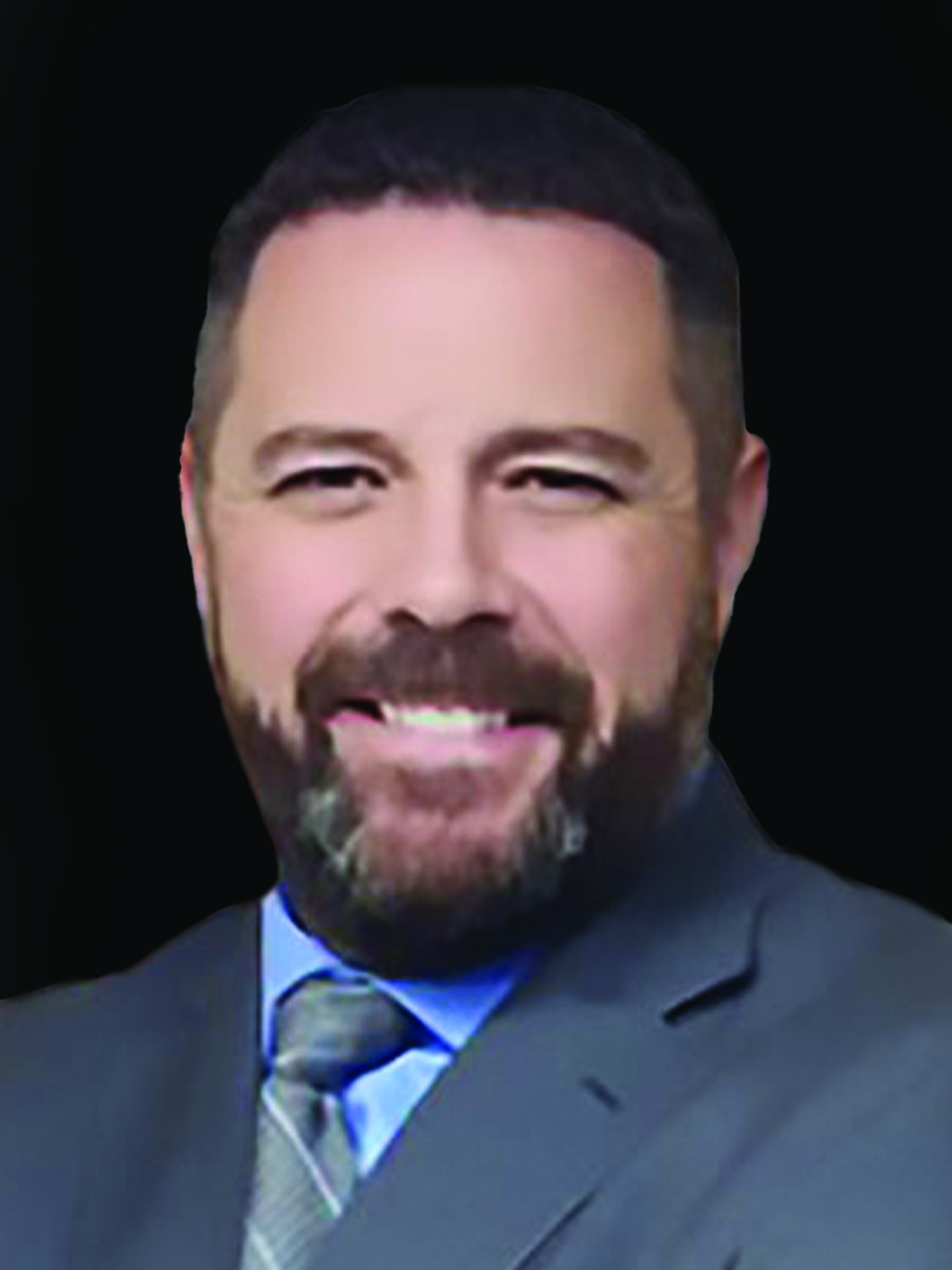Headshot of Robert Newcomb
