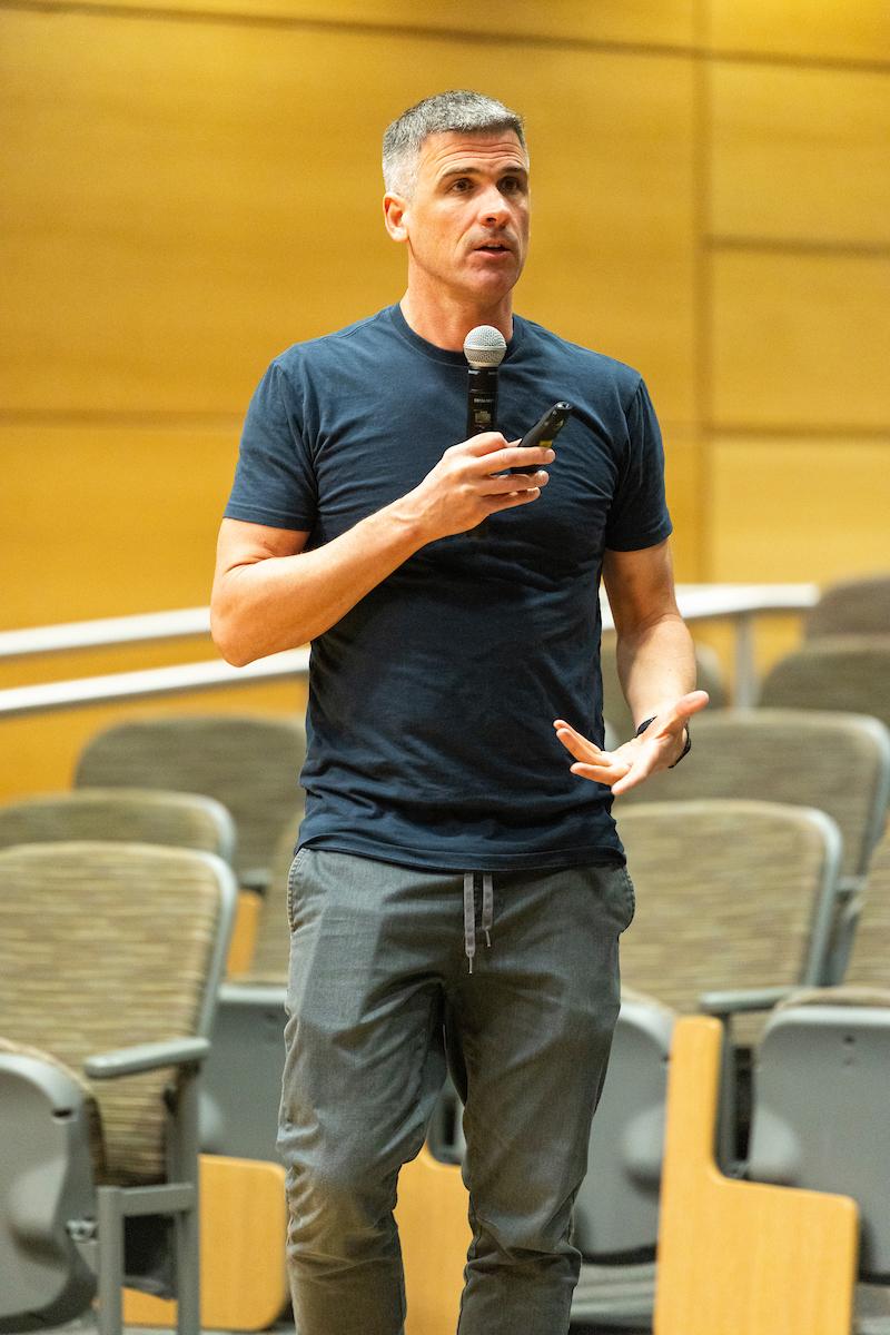 keynote speaker 亚当·西德维尔