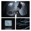 Snow Goggles that reflect someone snowboa理查德·道金斯ing